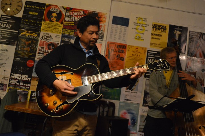 Eddie Abdullah- guitar - Troyganic jazz jam - Jazz jam London - Shoreditch live music - Saturdays night live music in London - Hackney jazz guitar