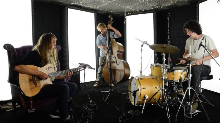 nora bite trio photo